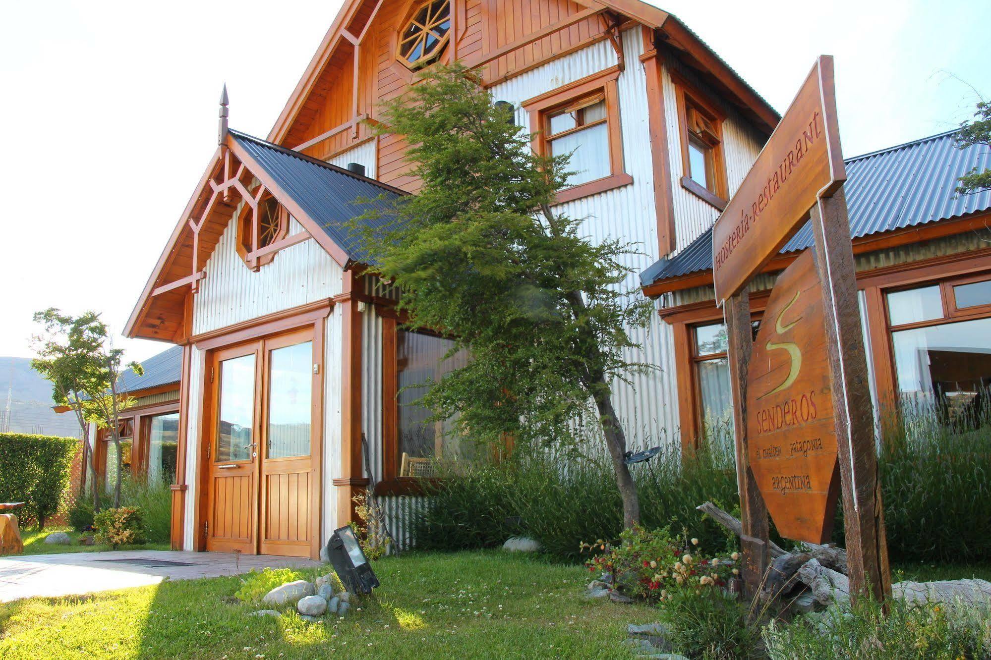Hosteria Senderos El Chalten Exteriér fotografie