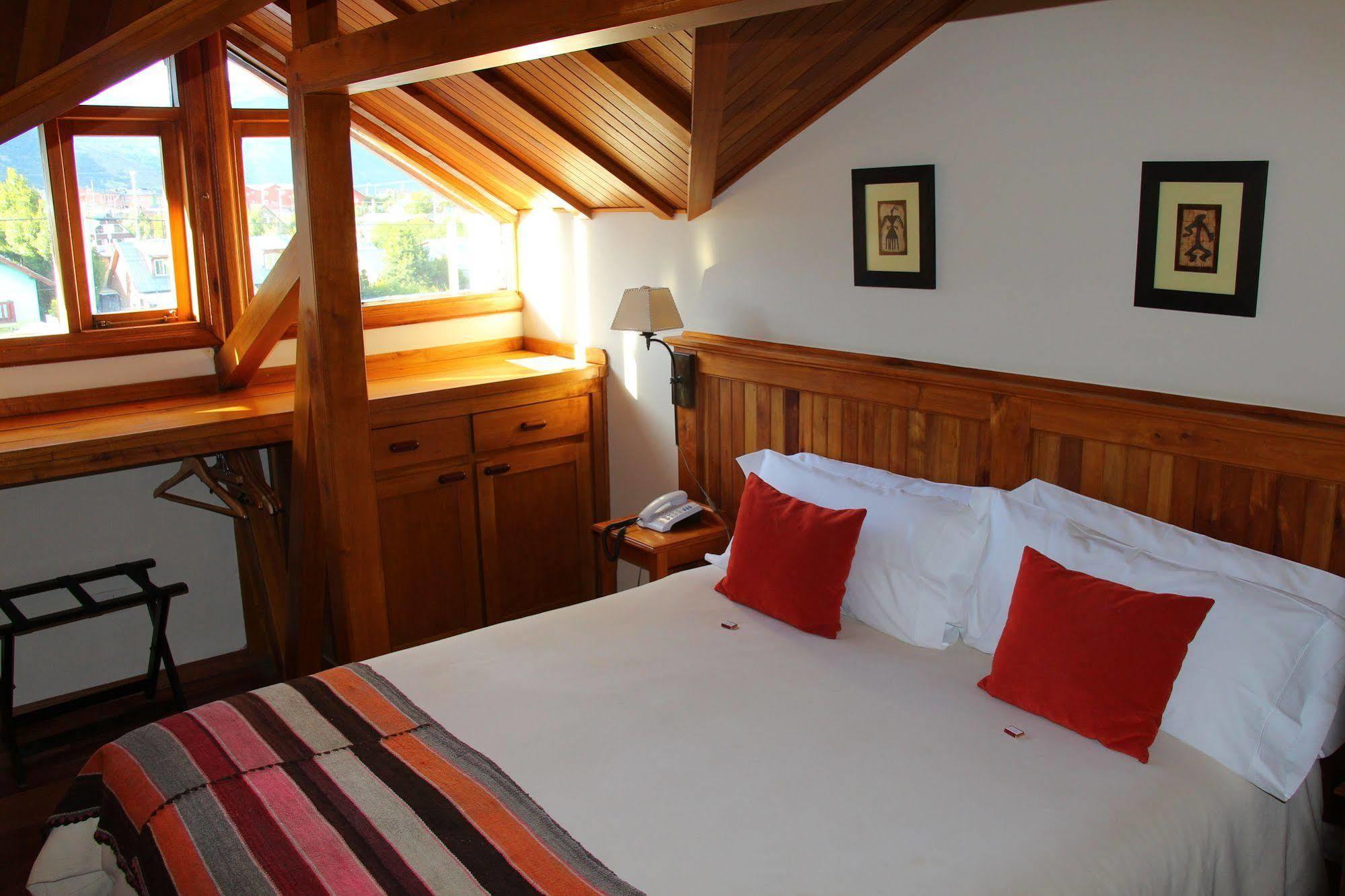 Hosteria Senderos El Chalten Exteriér fotografie